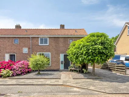 Hoekwoning te koop: Korte Voor 19, Marknesse-woonkern Marknesse