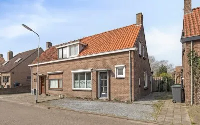 Twee-onder-één-kap te koop: Korte Akkers 6, Kern Koewacht Koewacht