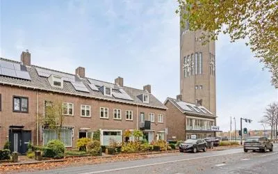 Tussenwoning te koop: Korte Dreef 3, Emmeloord-Centrum-Centrum West Emmeloord
