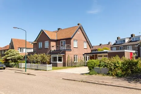 Twee-onder-één-kap te koop: Korte Hartweg 29, 't Hart Soest