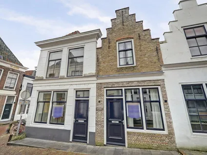 Tussenwoning te koop: Korte St. Janstraat 18, Zierikzee