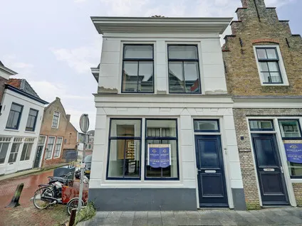 Hoekwoning te koop: Korte St. Janstraat 20, Zierikzee binnen de vesten Zierikzee