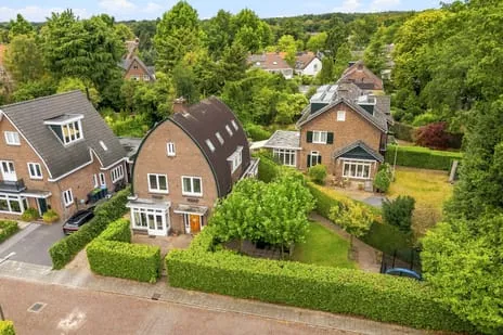 Vrijstaande woning te koop: Kortenaerlaan 2, Velp-Noord boven spoorlijn Velp (Ge)