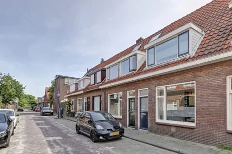 Tussenwoning te koop: Kortenaerstraat 71, De Waard Leiden