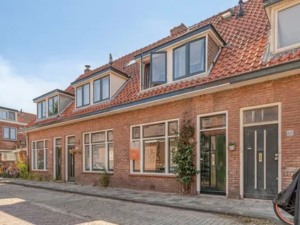 Tussenwoning te koop: Kortenaerstraat 86, De Waard Leiden