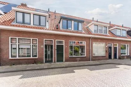 Tussenwoning te koop: Kortenaerstraat 89, De Waard Leiden
