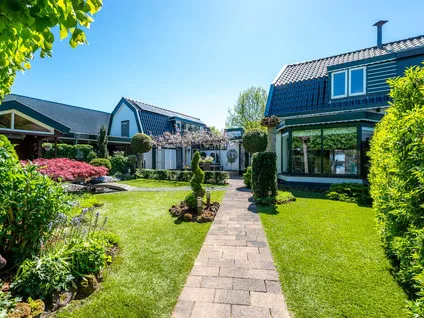 Twee-onder-één-kap te koop: Kortenburglaan 1B, Doorn-Centrum Doorn
