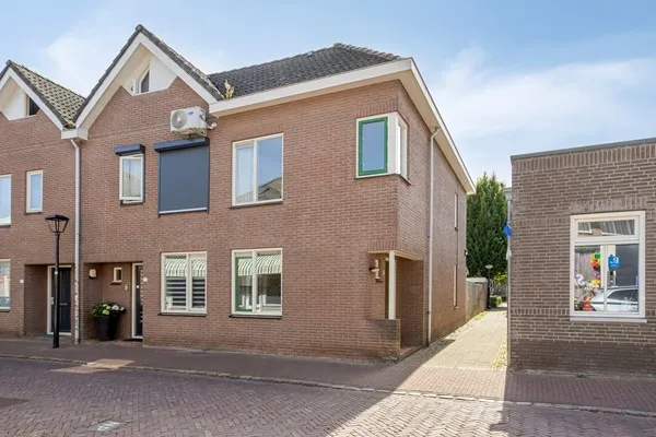 Hoekwoning te koop: Kortestraat 17, Oldenzaal