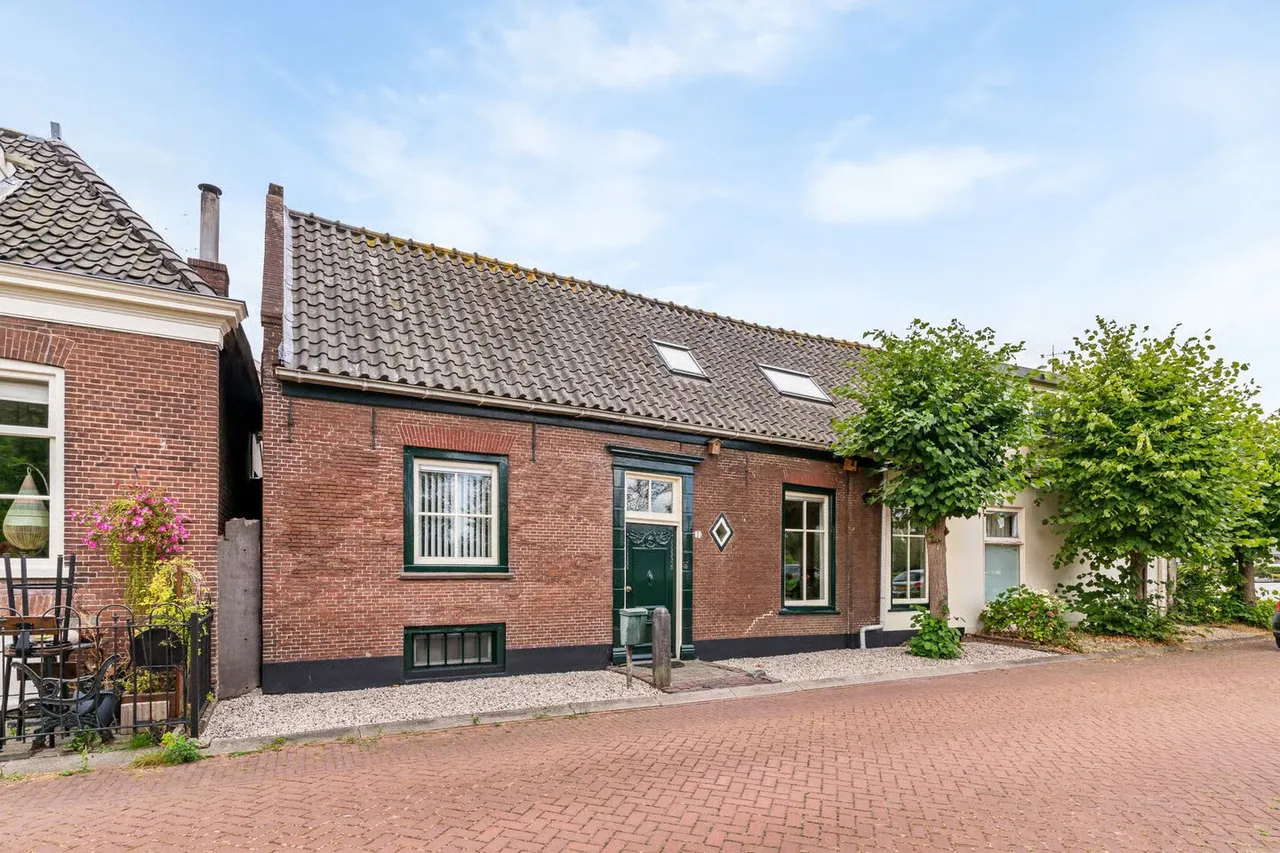 Tussenwoning te koop: Kortsteekterbuurt 7, Alphen Aan Den Rijn