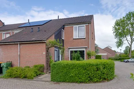 Hoekwoning te koop: Korund 17, Edelstenenwijk Heerhugowaard