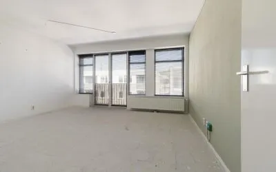 Studio te koop: Korvelseweg 116-04, Trouwlaan Tilburg