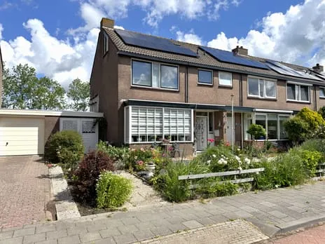 Tussenwoning te koop: Kosterijstraat 15, Ruijterstraat en omgeving Ursem (Gem. Koggenland)
