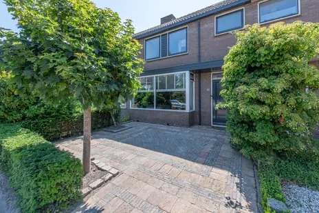 Tussenwoning te koop: Kosterijstraat 20, Ruijterstraat en omgeving Ursem (Gem. Koggenland)