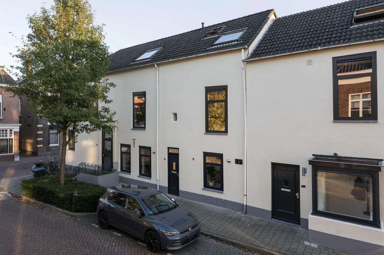 Appartement te koop: Kostschoollaan 3, Zevenaar