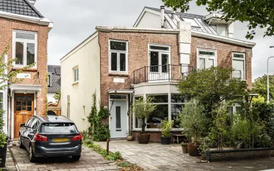 Twee-onder-één-kap te koop: Kostverlorenstraat 83, Kostverloren e.o. Zandvoort