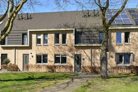 Tussenwoning te koop: Kotter 65, Stad en Lande Huizen