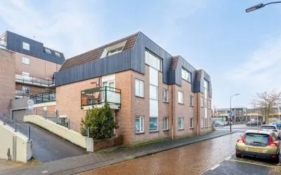 Appartement te koop: Koude Horn 157, Meerplein Beverwijk