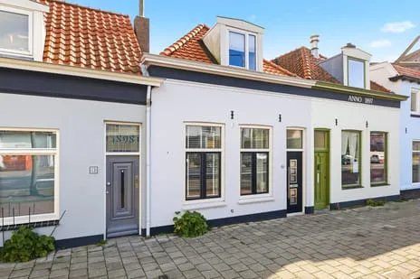 Tussenwoning te koop: Koudekerkseweg 10, Bonedijkestraat e.o. Vlissingen