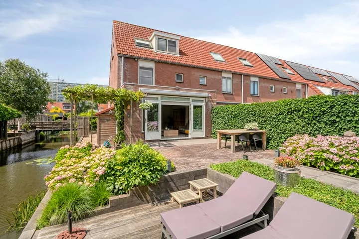 Hoekwoning te koop: Kouterstraat 24, Purmerend