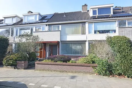 Tussenwoning te koop: Kouwerplantsoen 4, Utrecht