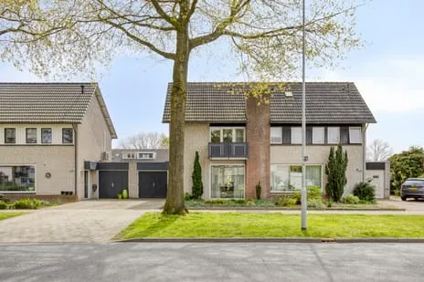 Tussenwoning te koop: Kraaijenberg 8304, Kraaijenberg Wijchen