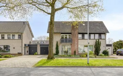 Tussenwoning te koop: Kraaijenberg 8304, Kraaijenberg Wijchen