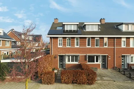 Hoekwoning te koop: Kraaijeveldleede 27, Ter Leede Barendrecht