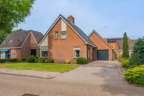 Detached house for sale: Kraaikampweg 25, Vlagtwedde Vlagtwedde