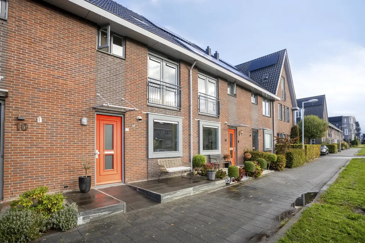 Tussenwoning te koop: Kraaikoplaan 12, Barneveld
