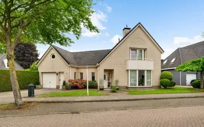 Vrijstaande woning te koop: Kraanven 30, Leende Leende