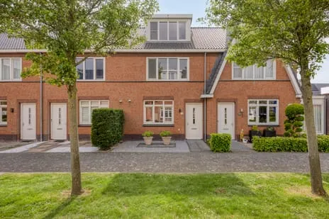 Tussenwoning te koop: Krabbescheerhof 11, Kudelstaart Kudelstaart