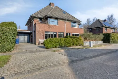Twee-onder-één-kap te koop: Krachtveld 14, De Velden Zuid Almere