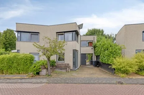 Twee-onder-één-kap te koop: Krachtveld 54, De Velden Zuid Almere