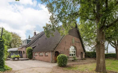 Vrijstaande woning te koop: Krakenburgsestraat 1, Oosterhout