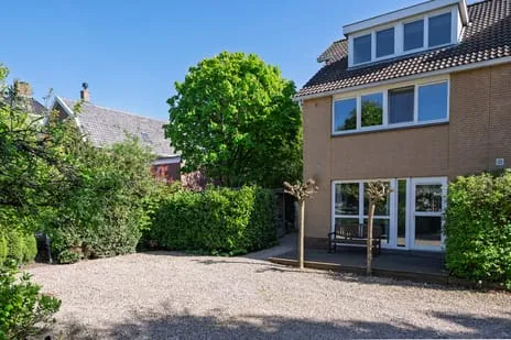Twee-onder-één-kap te koop: Kralingseweg 285B, 's-Gravenland Rotterdam