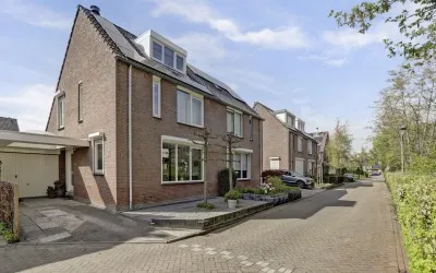 Tussenwoning te koop: Kramersweg 8, De Mammoet Gouda
