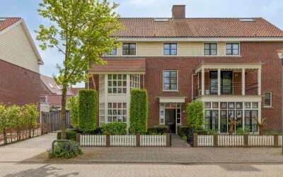 Twee-onder-één-kap te koop: Kravelsbeemden 3, Brand Helmond