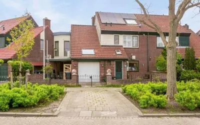 Tussenwoning te koop: Kreeft 80, Hellevoetsluis