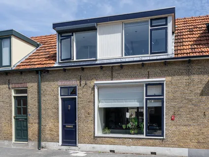 Tussenwoning te koop: Kreekstraat 15, Sommelsdijk centrum Sommelsdijk