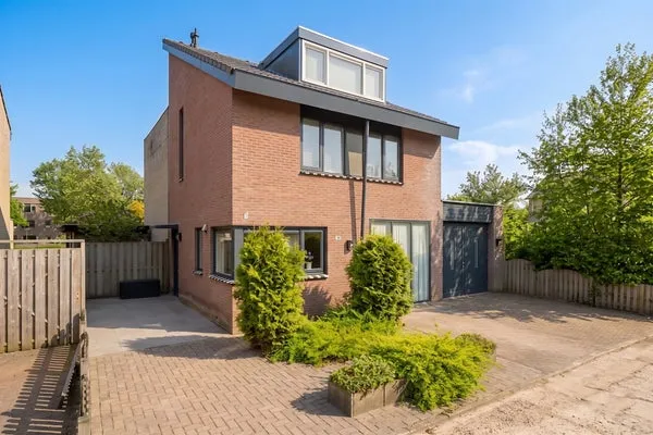 Detached house for sale: Kreillaan 89, Oostertocht Zuid Heerhugowaard