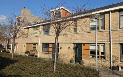 Tussenwoning te koop: Krekelveen 356, Spijkenisse