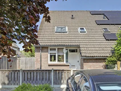 Corner house for sale: Krekelveen 520, Krekelveen Spijkenisse