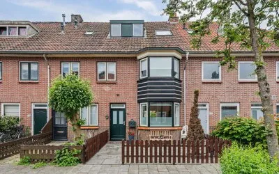 Appartement te koop: Krelagestraat 147, Bloemwijk en Zocherkwartier Alkmaar