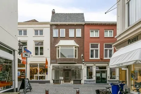 Terraced house for sale: Kremerstraat 21, Centrum Bergen Op Zoom