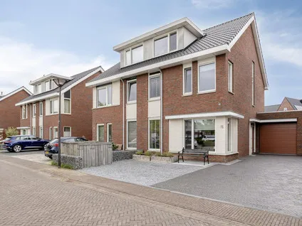 Tussenwoning te koop: Kreukel 15, De Markiezaten Bergen Op Zoom