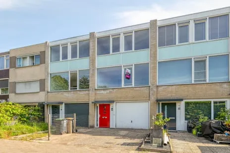 Terraced house for sale: Kreutzerstraat 22, Lijnse Hoek Oost Tilburg