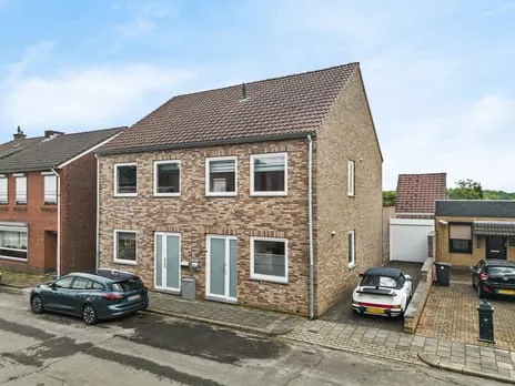 Semi-detached for sale: Krichelstraat 15A, Kaalheide Kerkrade