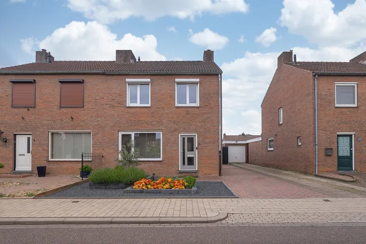 Twee-onder-één-kap te koop: Kriekenstraat 6, Eijsden-Breust Eijsden