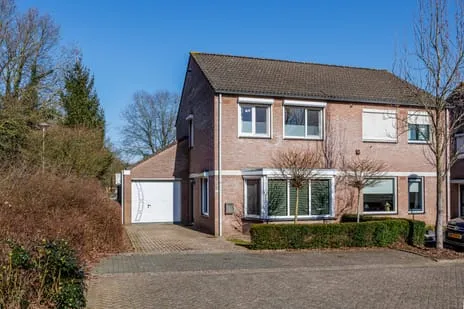 Twee-onder-één-kap te koop: Kriekstraat 20, Nieuw-Bergen Kern Bergen (Li)