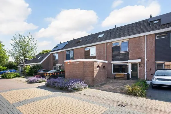 Terraced house for sale: Krijtmolen 13, Molenwijk Heerhugowaard